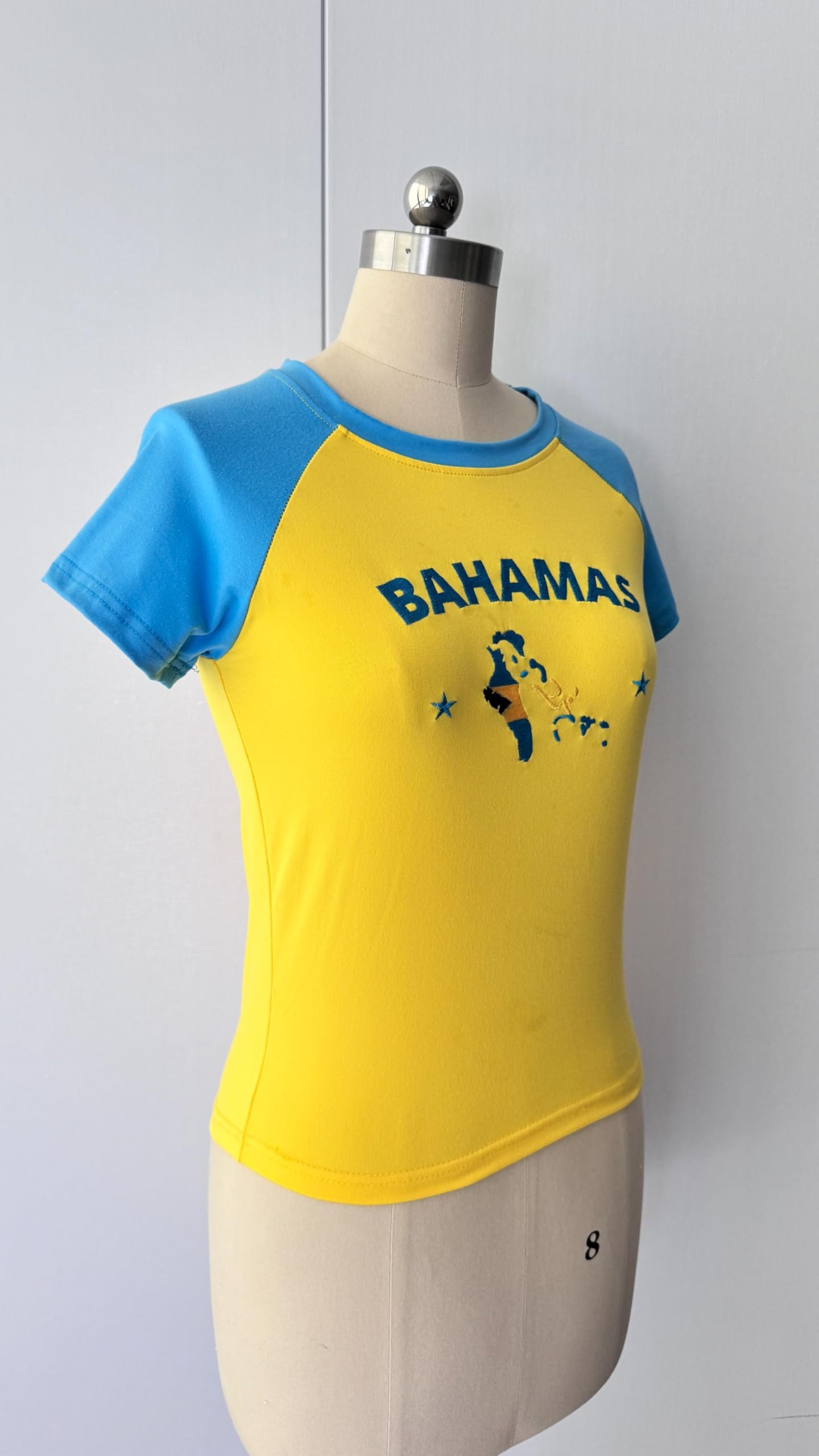 Y2K Baby Tees for Women Graphic Short Sleeve Crop Tops Slim Fit Jersey Vintage 2000s Streetwear